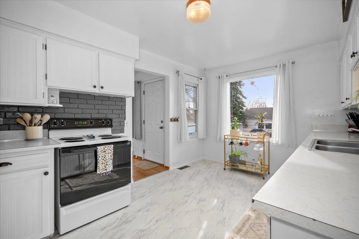5423 N Lincoln St - Photo 14