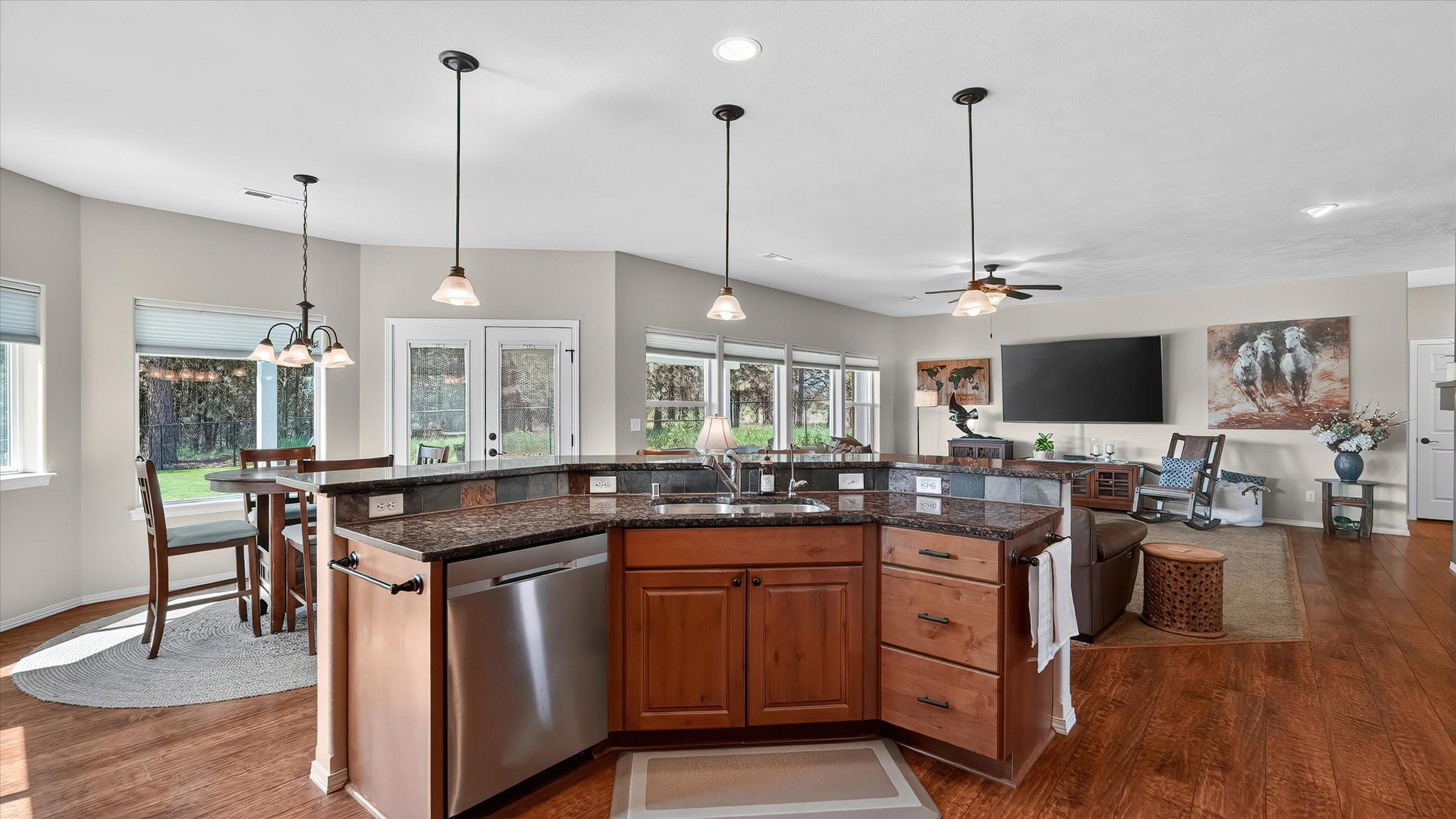 1308 E Chelan Ct - Photo 22