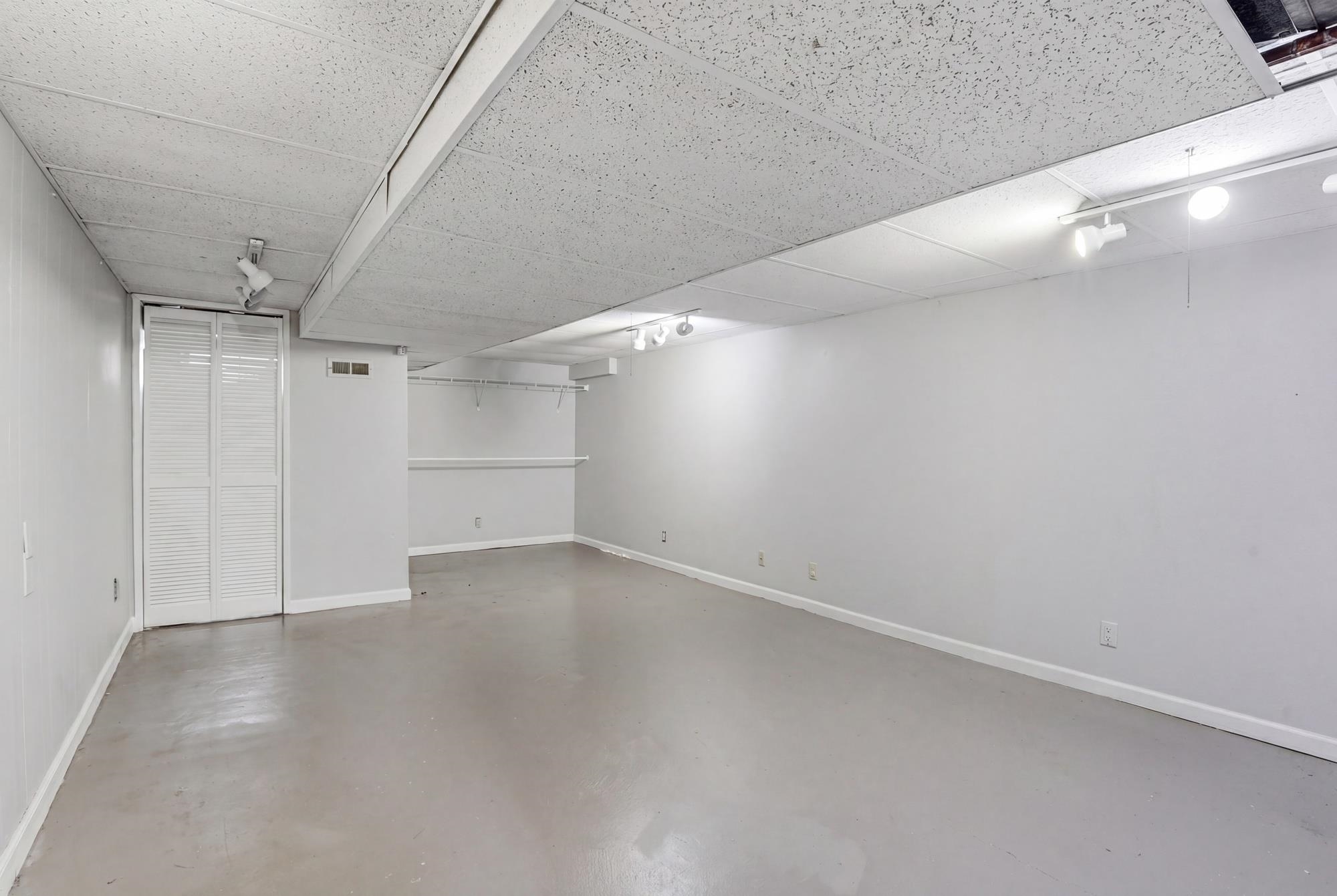 4314 N ASH St - Photo 11