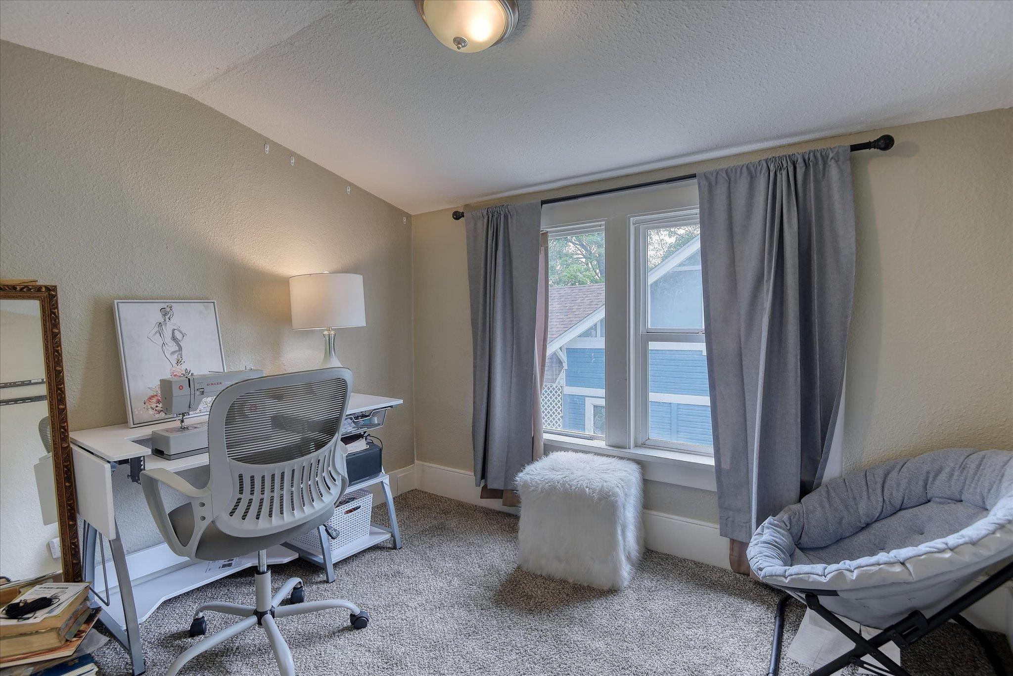 1610 W GRACE Ave - Photo 28