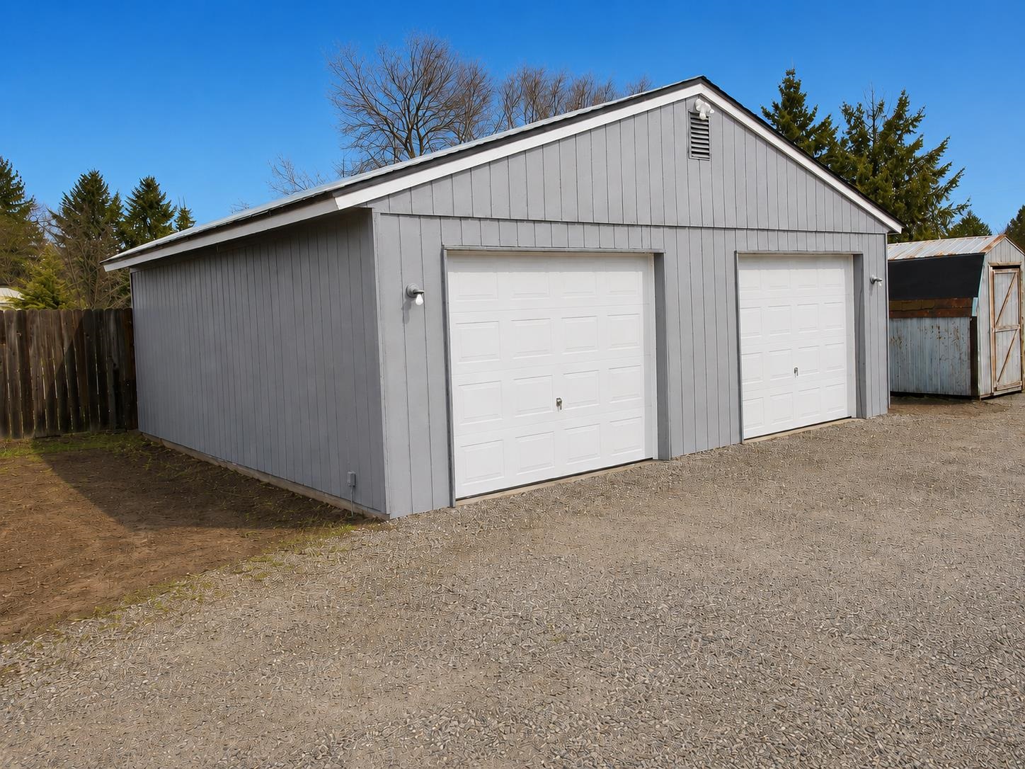 6028 N Lacey St - Photo 2