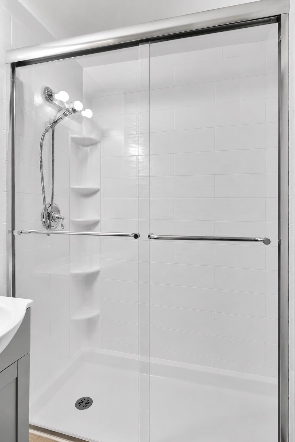 211 W California St - Photo 19