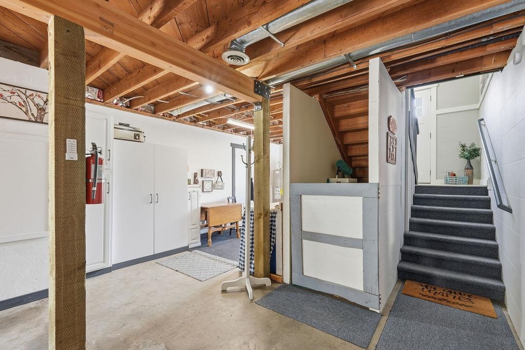 1240 Doe Meadow Rd - Photo 31