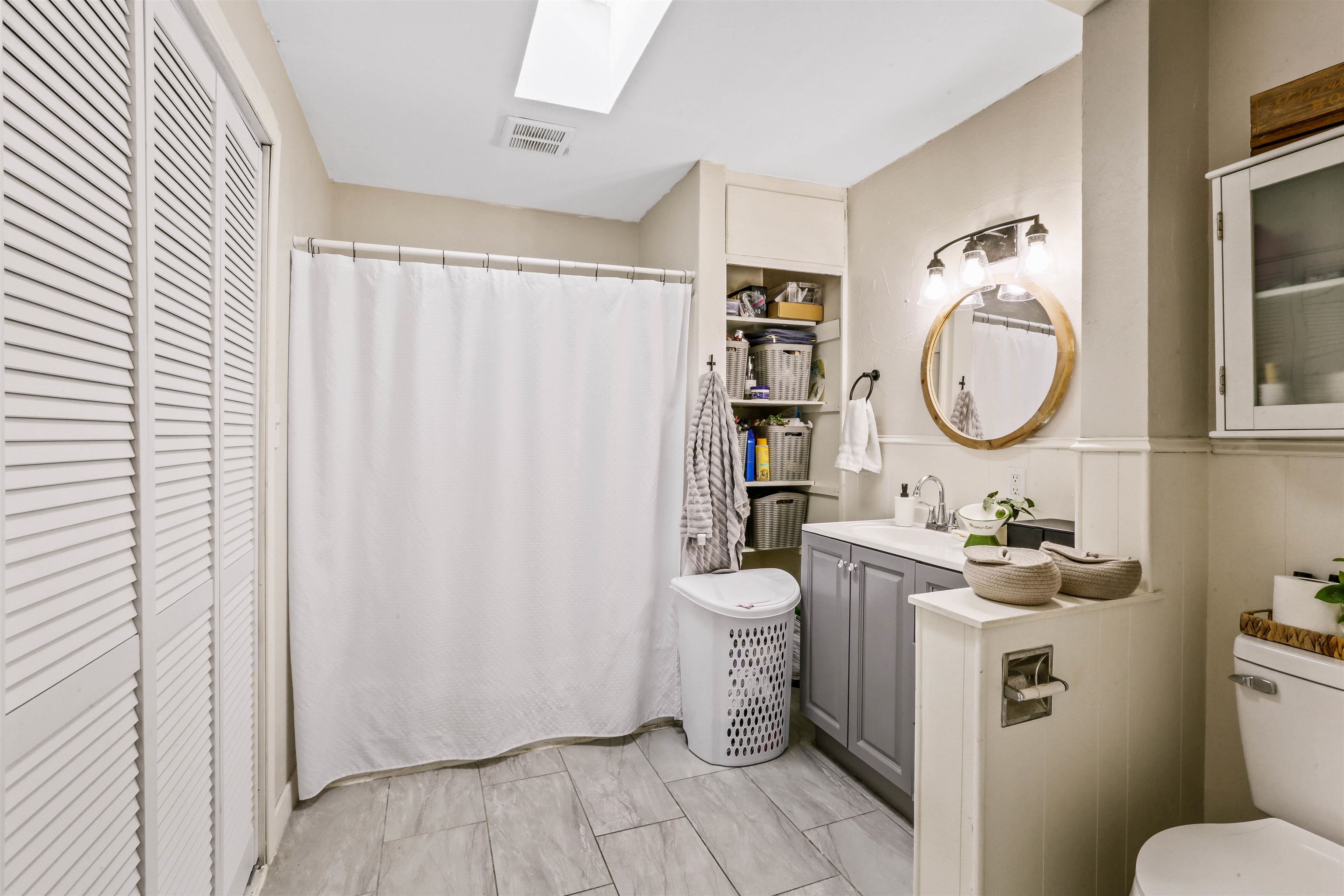 2928 W Rockwell Ave - Photo 8