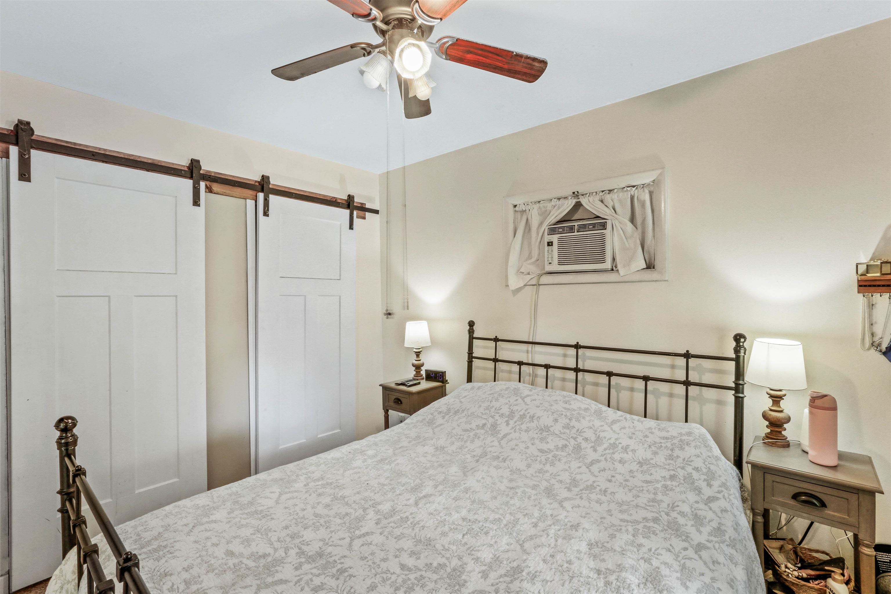 2928 W Rockwell Ave - Photo 10