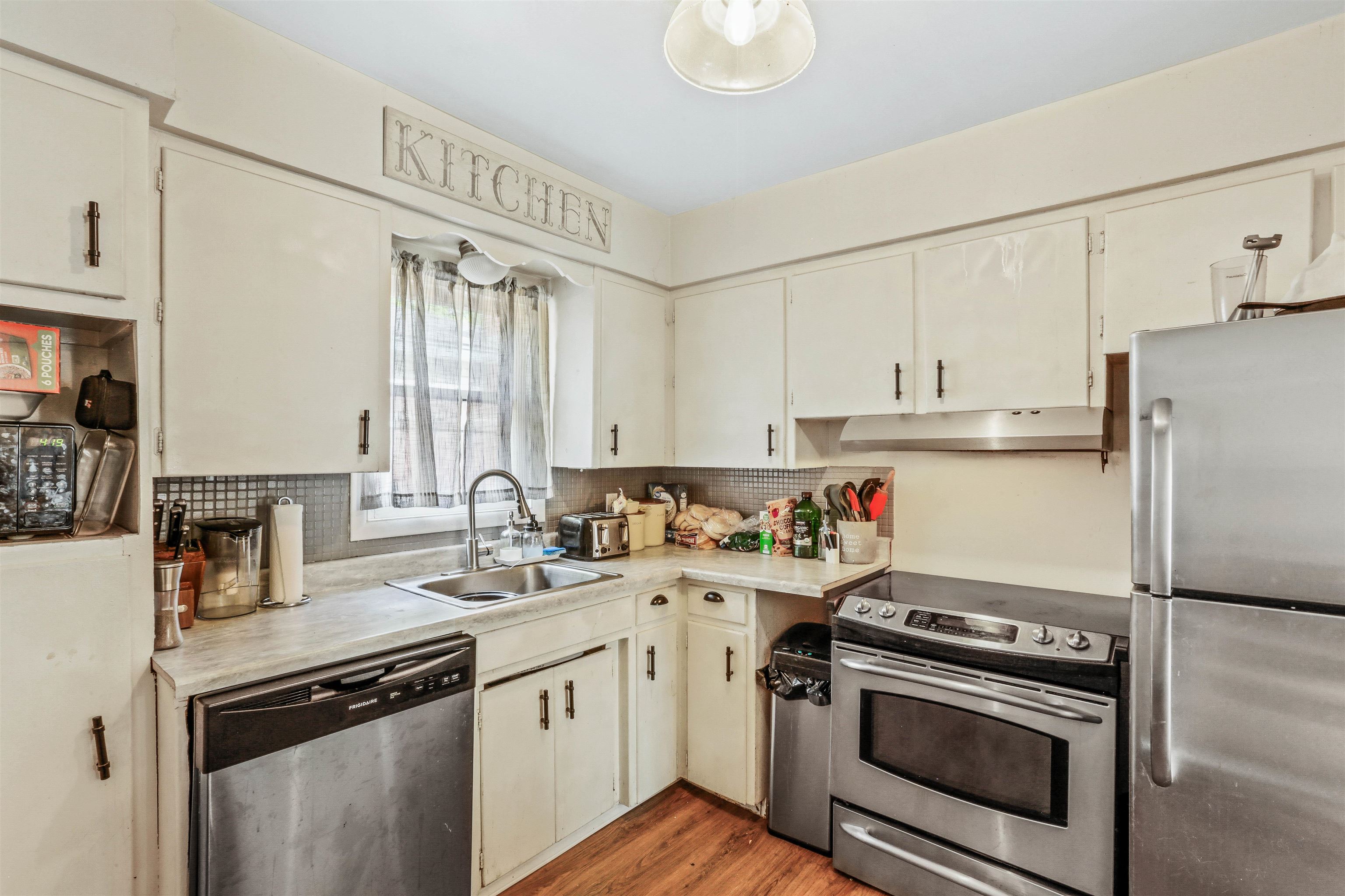 2928 W Rockwell Ave - Photo 5