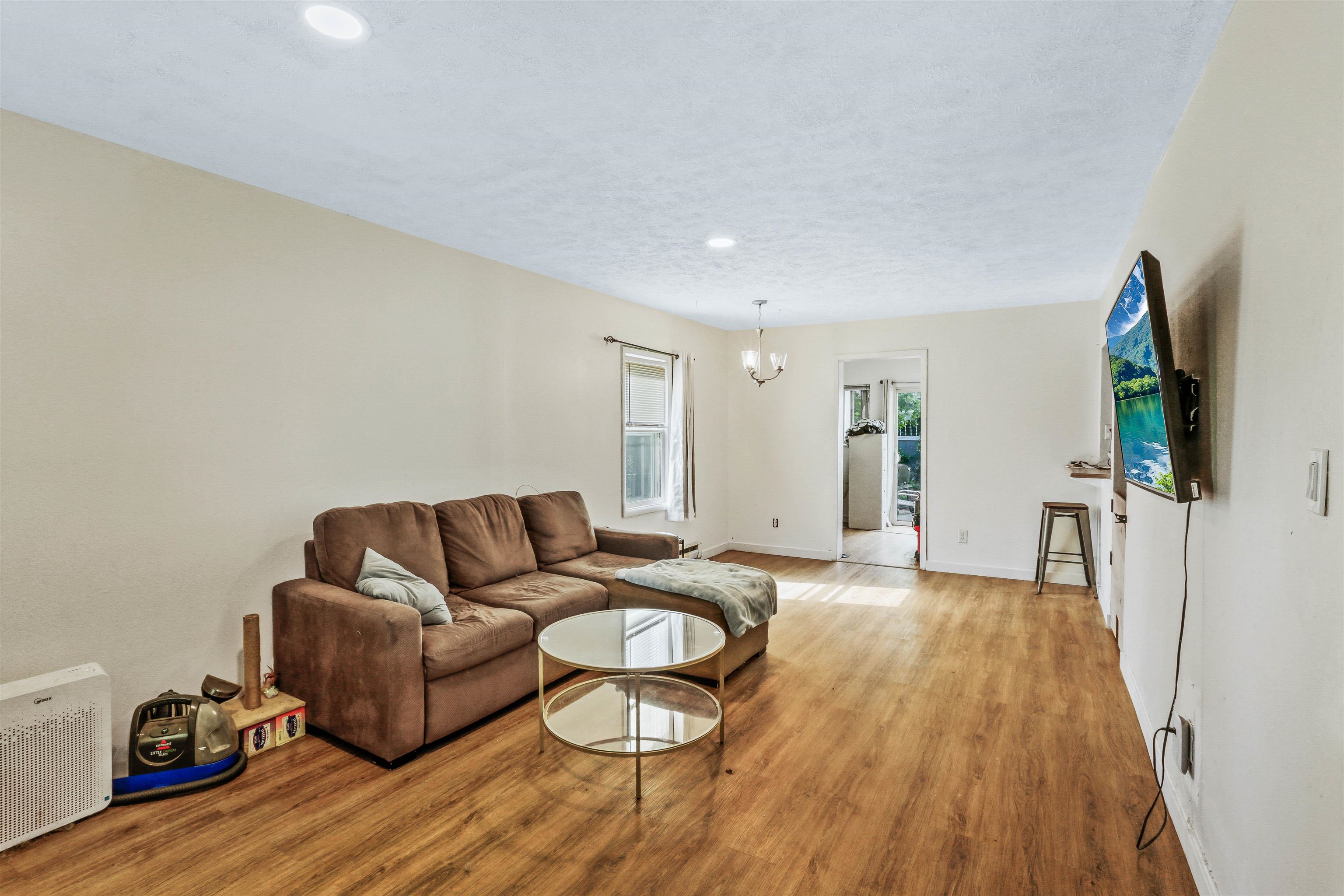 2928 W Rockwell Ave - Photo 6