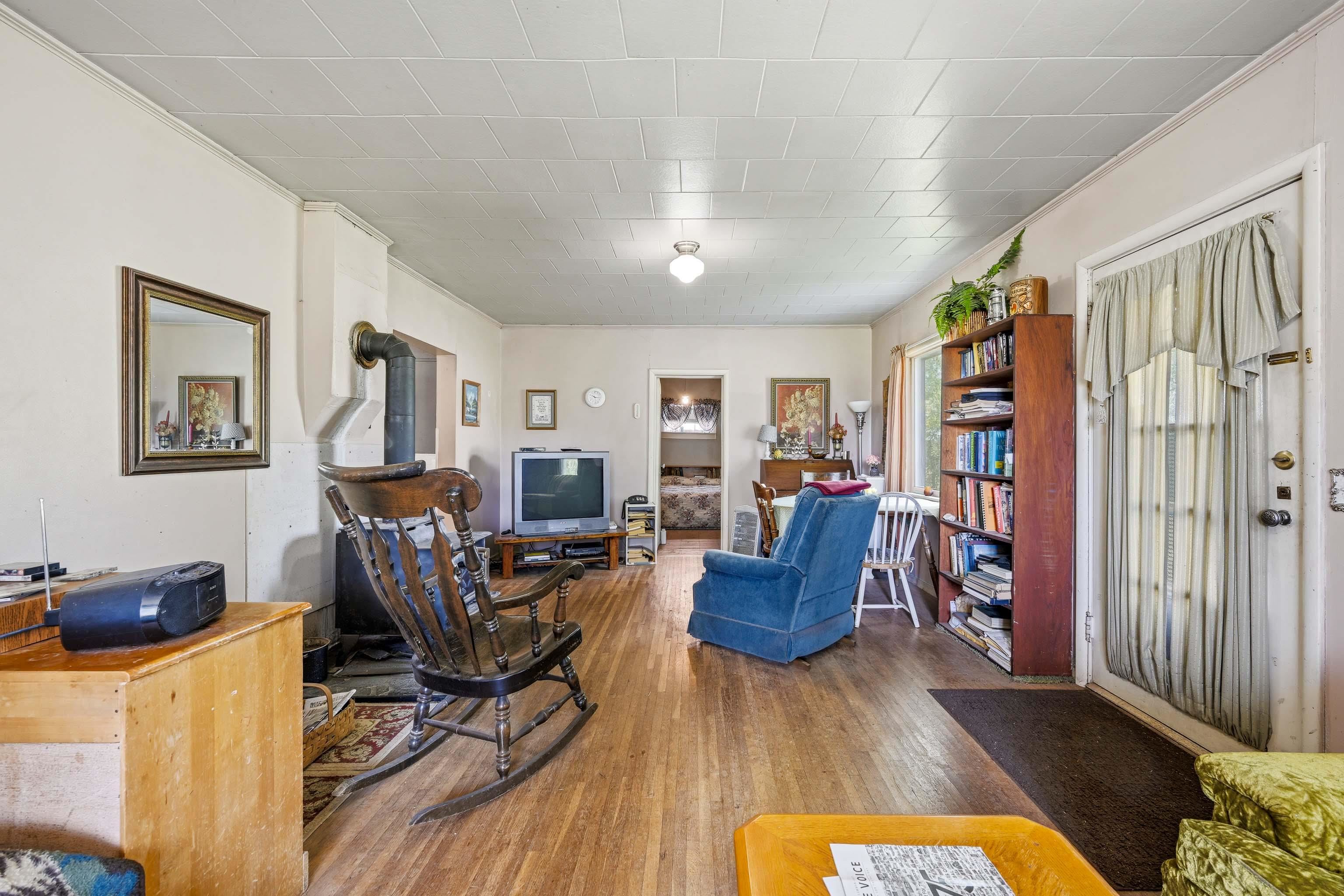306 W Lincoln St - Photo 6