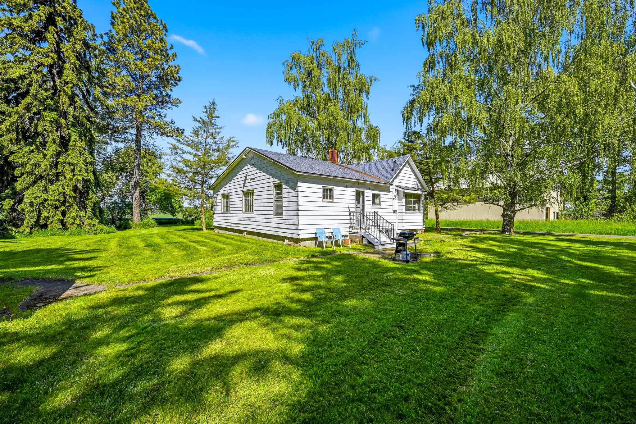 306 W Lincoln St - Photo 1