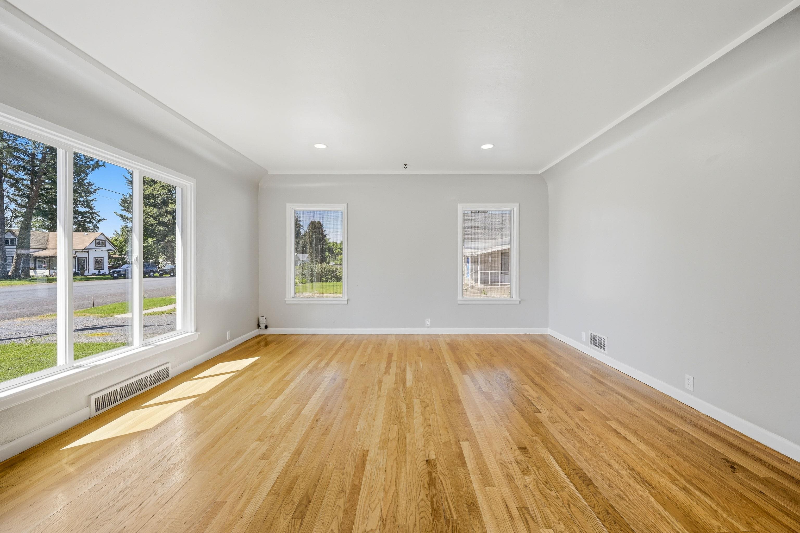 306 W Steptoe Ave - Photo 6