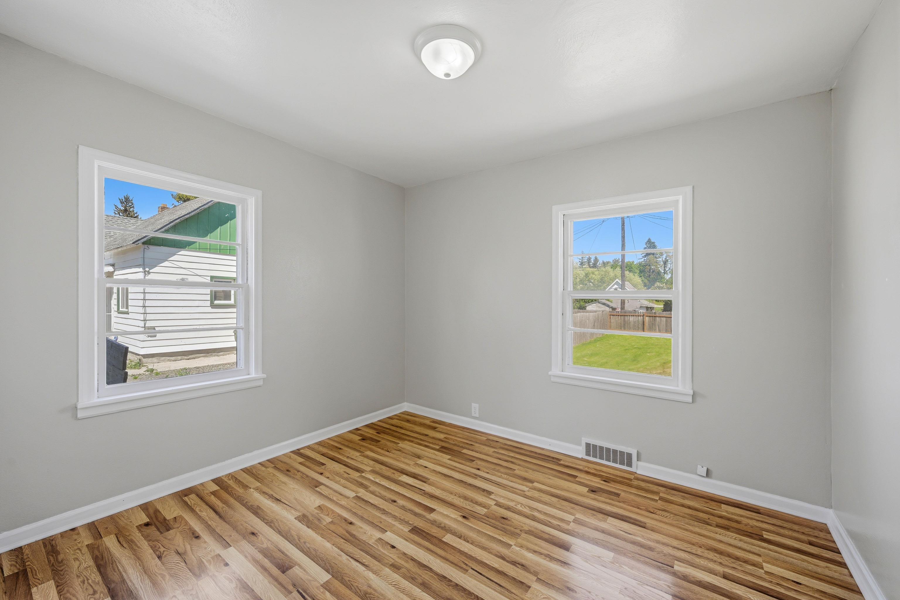 306 W Steptoe Ave - Photo 19