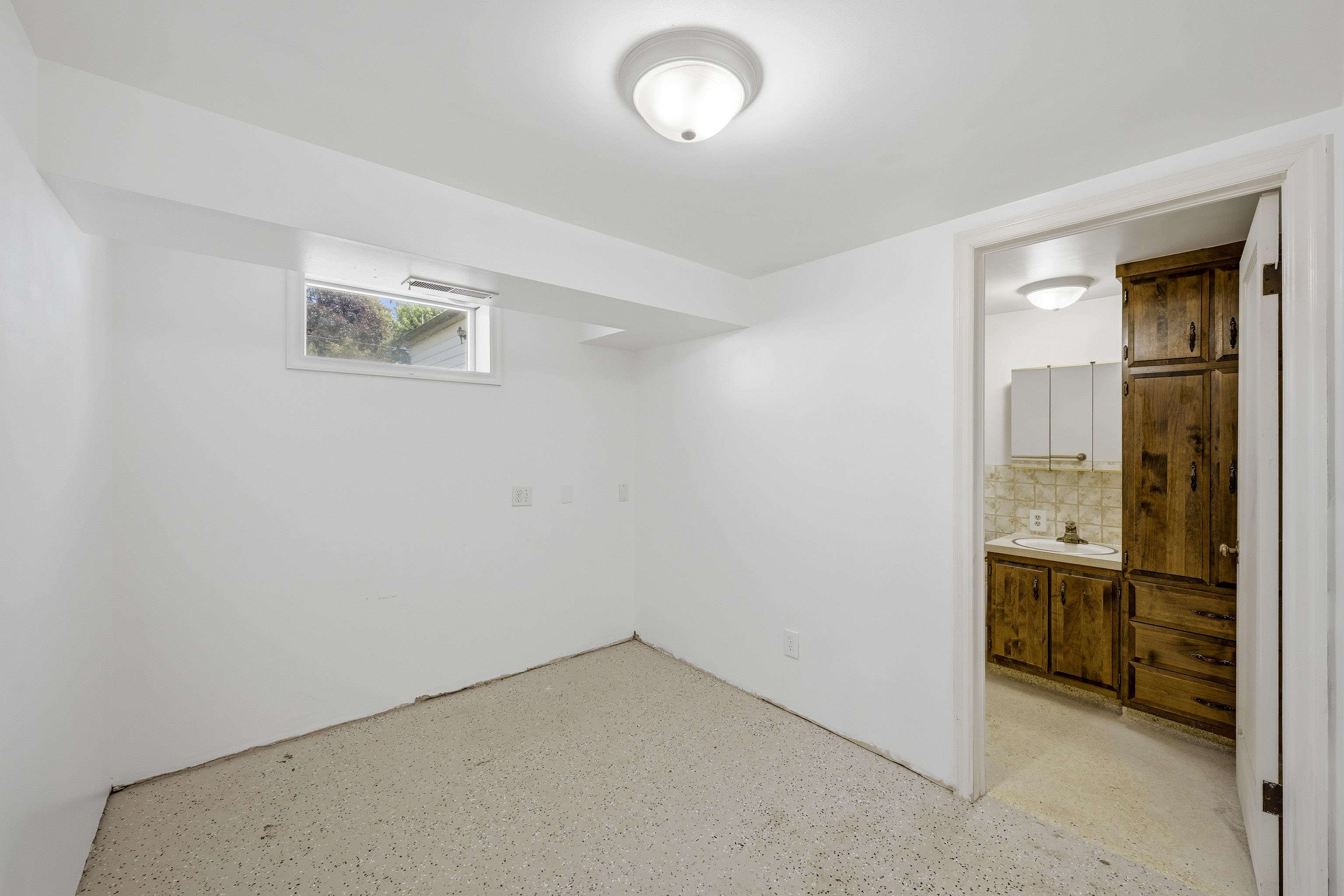 306 W Steptoe Ave - Photo 24