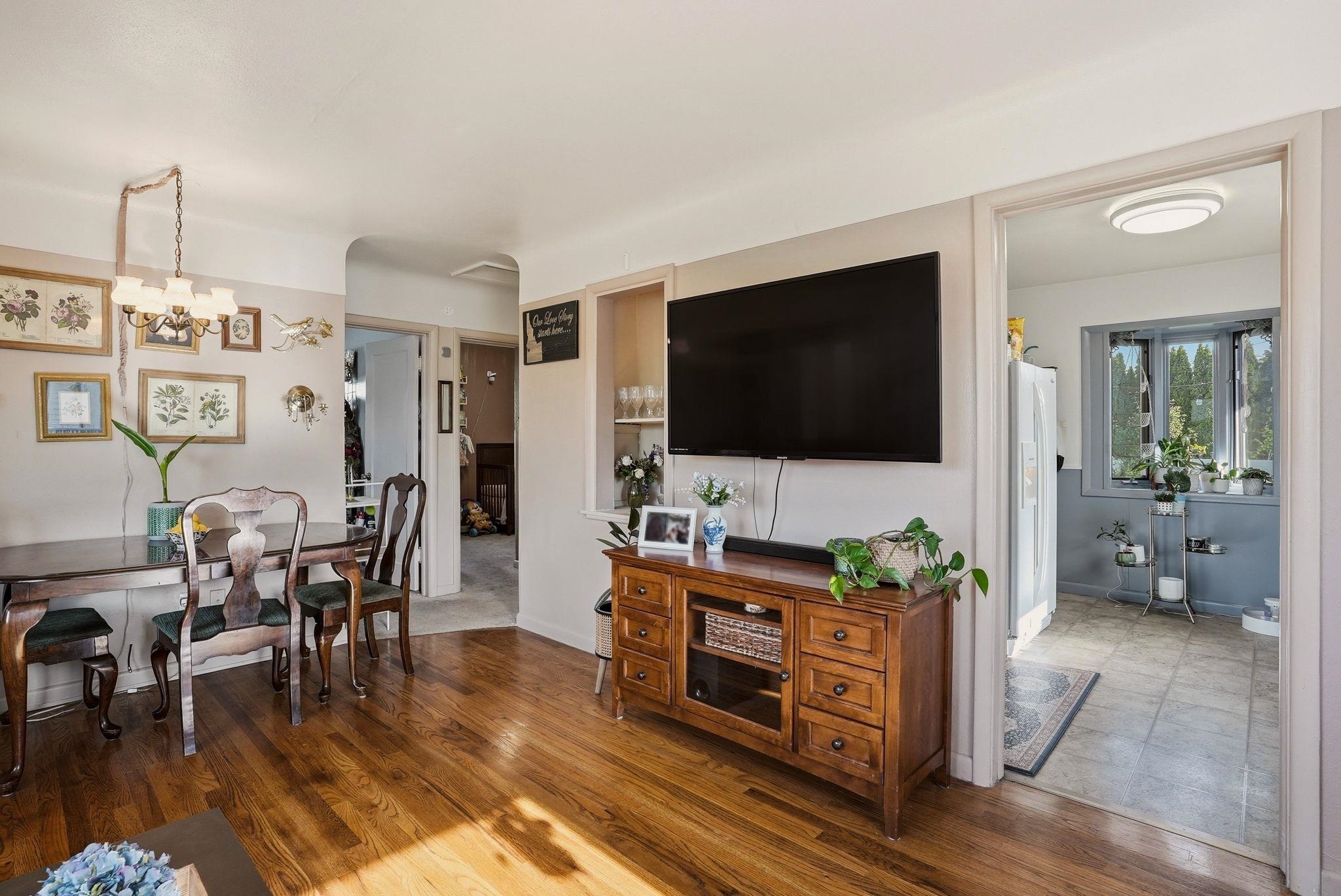 615 E Providence Ave - Photo 4