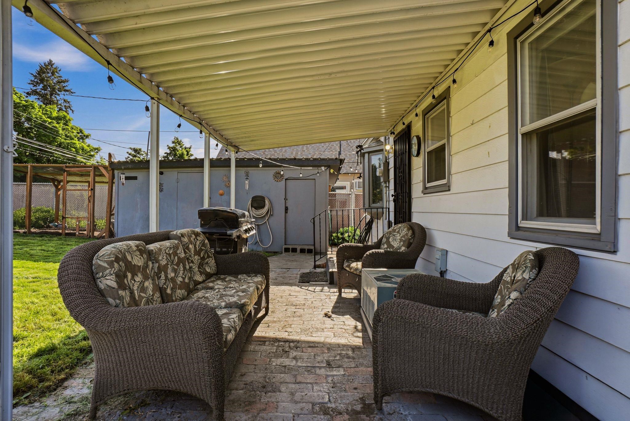 615 E Providence Ave - Photo 19