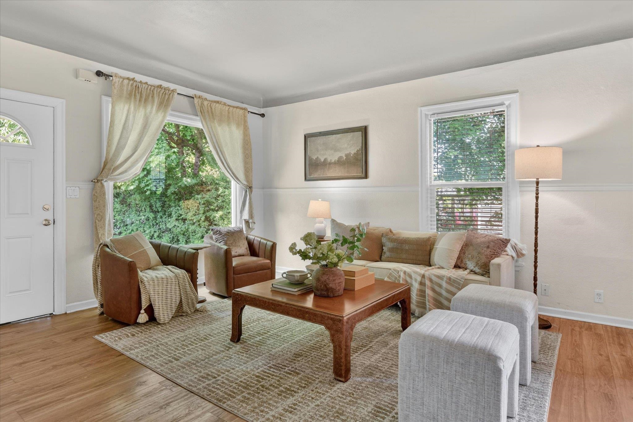 1218 E Augusta Ave - Photo 3
