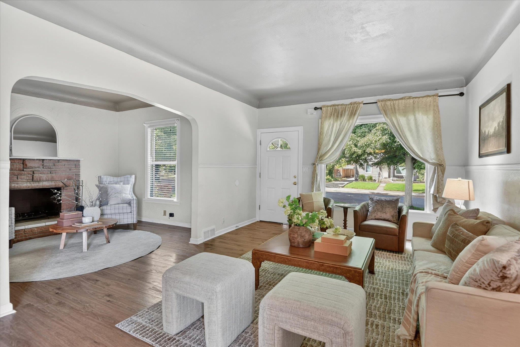 1218 E Augusta Ave - Photo 5