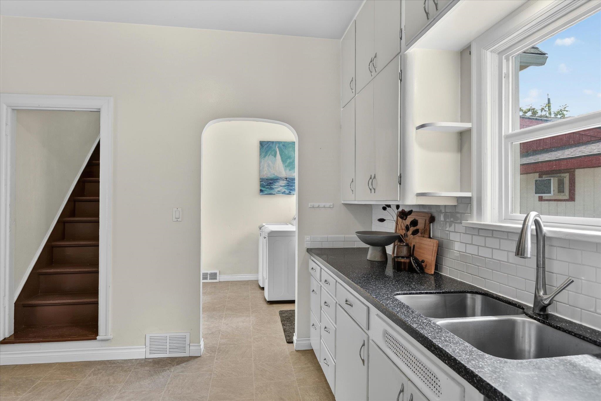 1218 E Augusta Ave - Photo 13