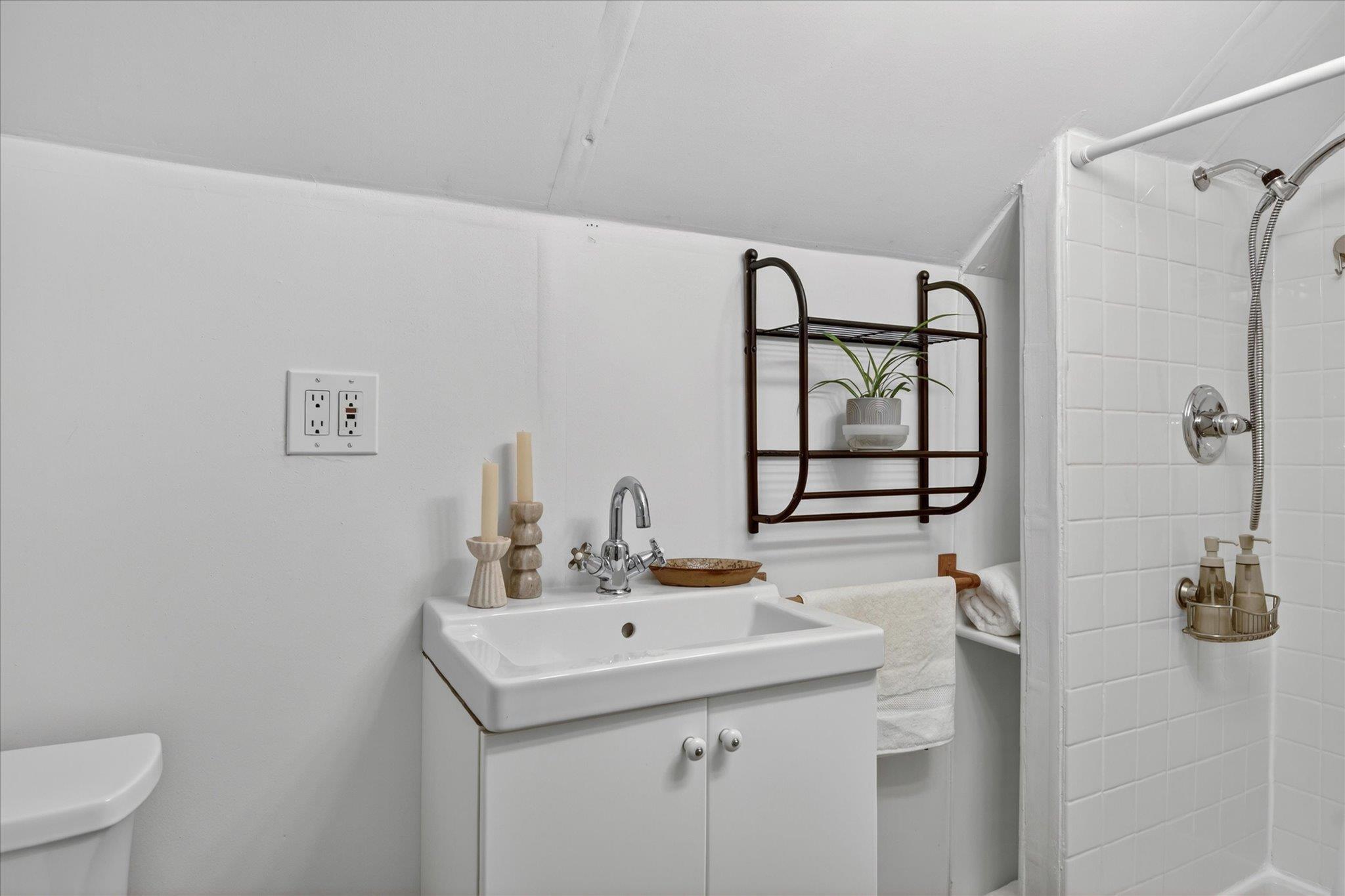 1218 E Augusta Ave - Photo 26
