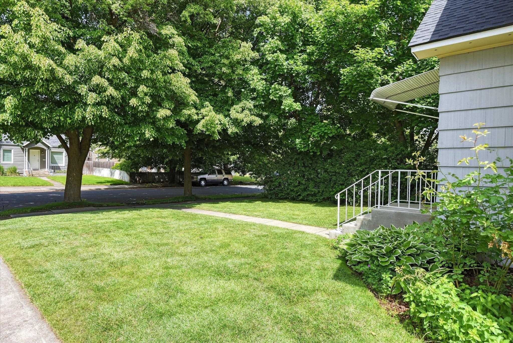 1218 E Augusta Ave - Photo 38