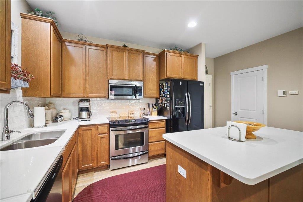 8903 N Barnes Rd - Photo 16