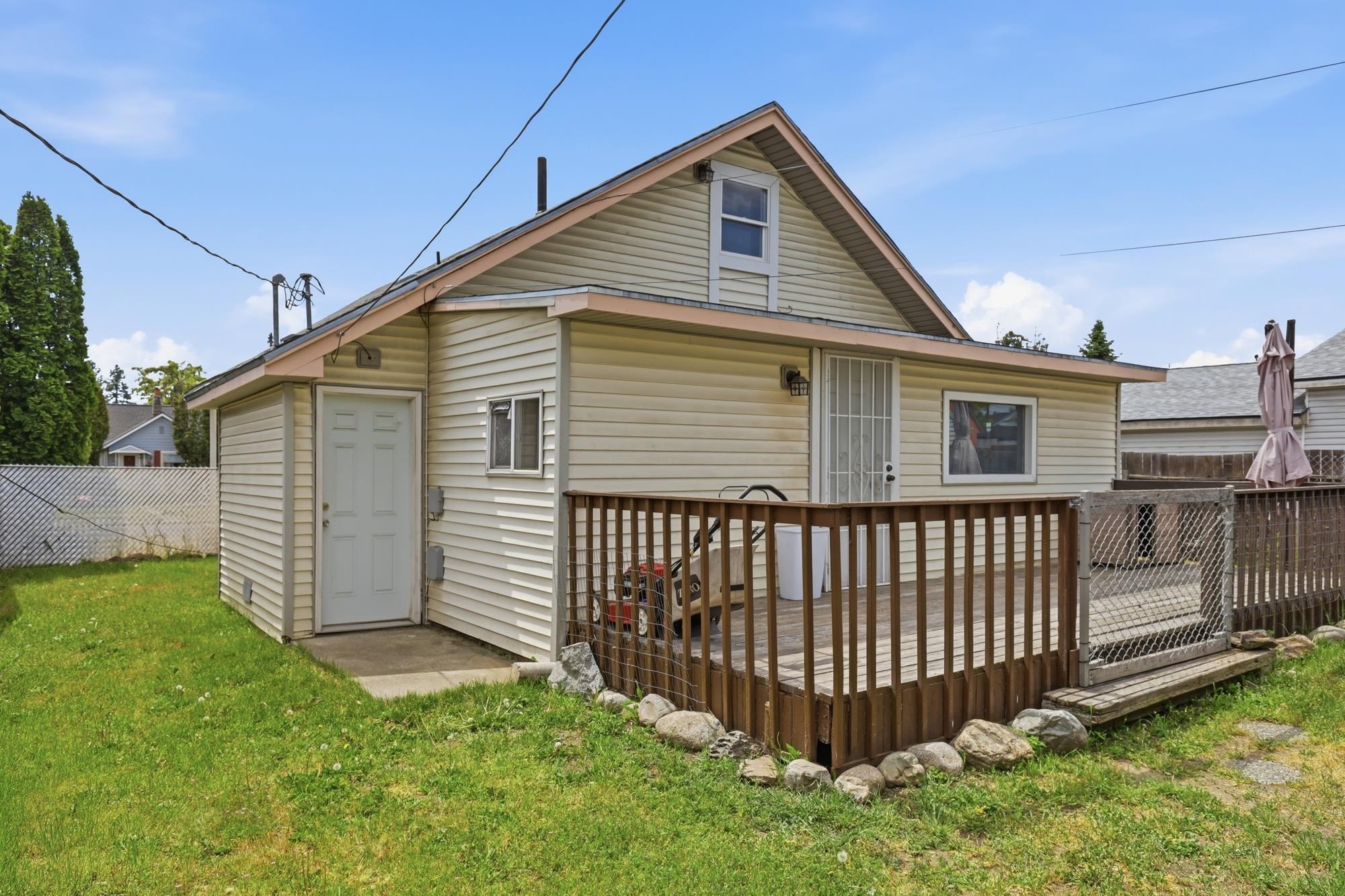 313 E E Queen Ave - Photo 23