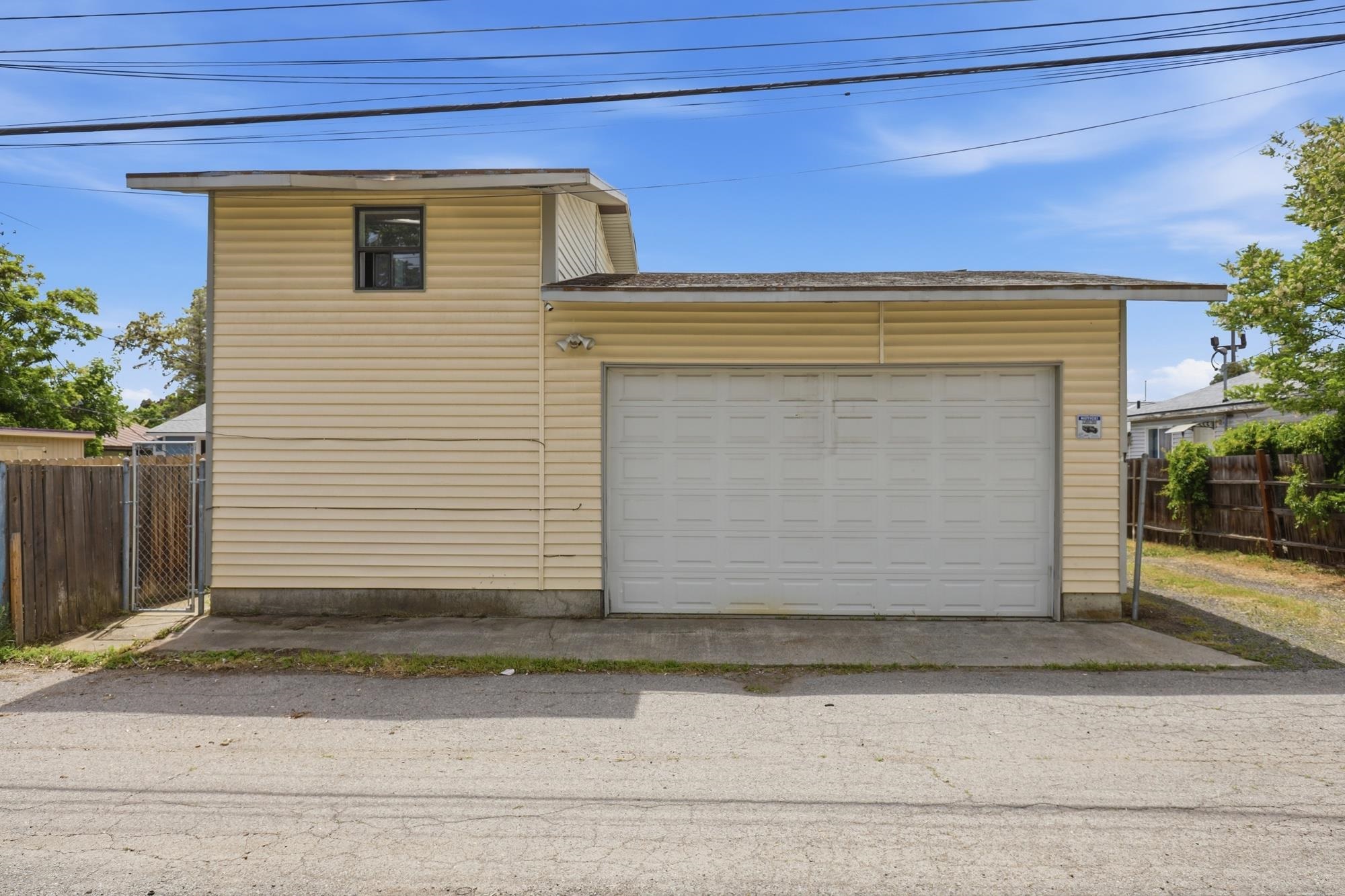 313 E E Queen Ave - Photo 38