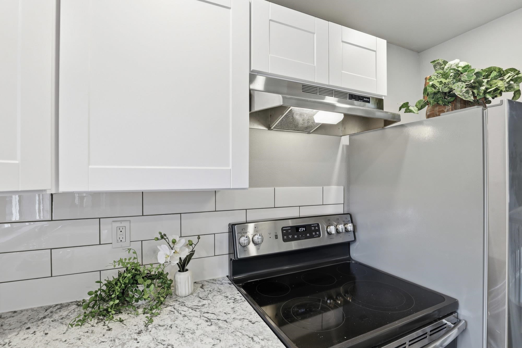 13709 E 30th Ave - Photo 15