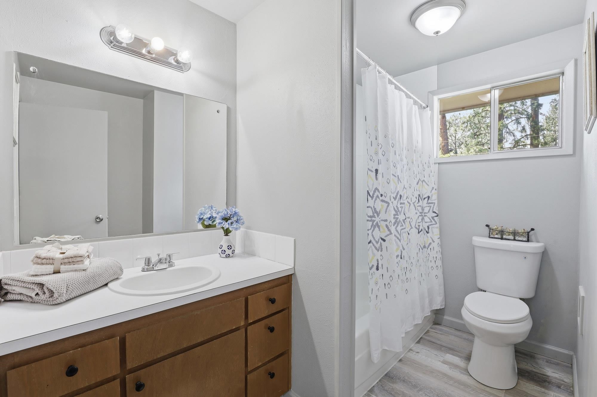 13709 E 30th Ave - Photo 23
