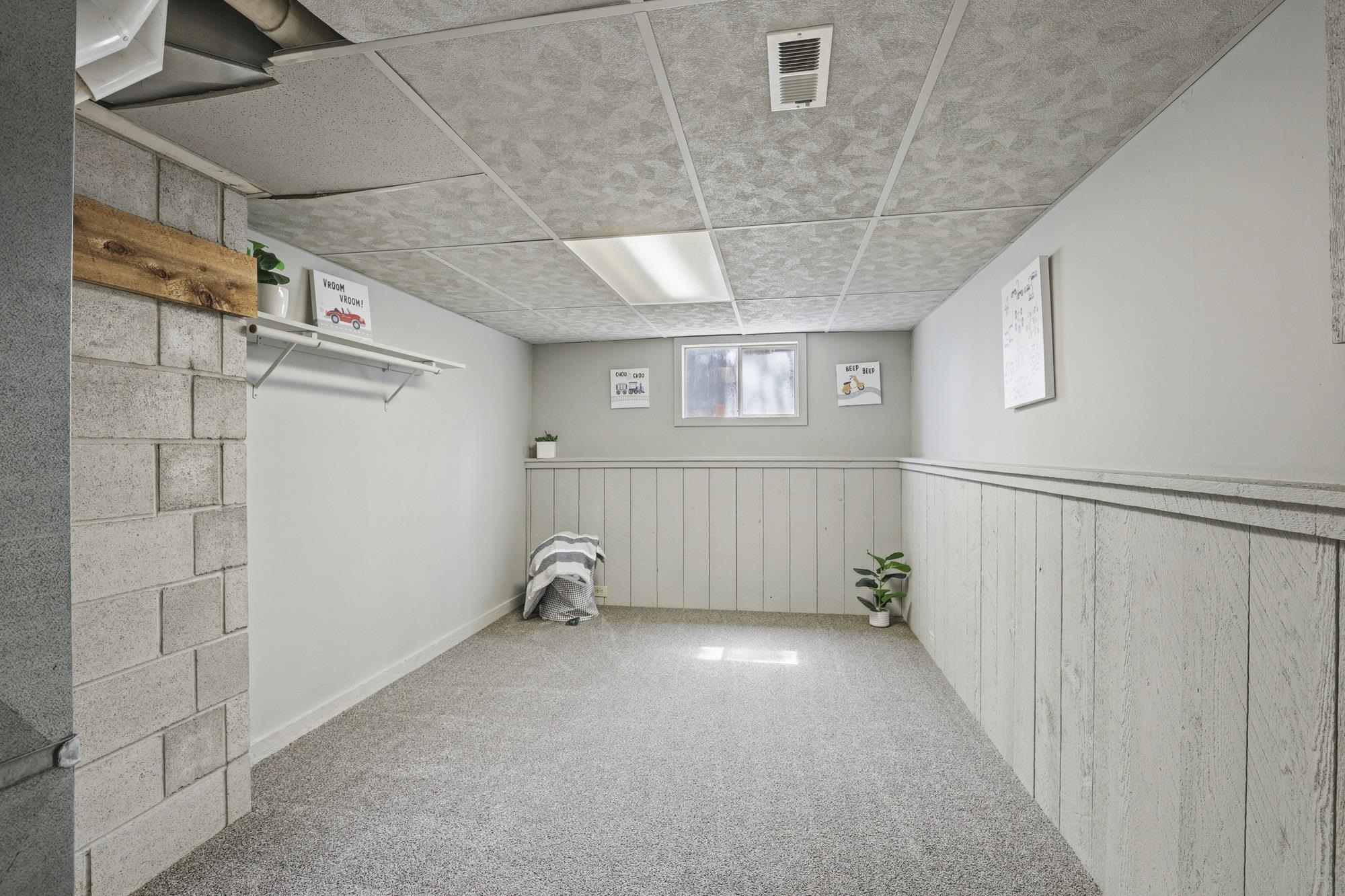 13709 E 30th Ave - Photo 26