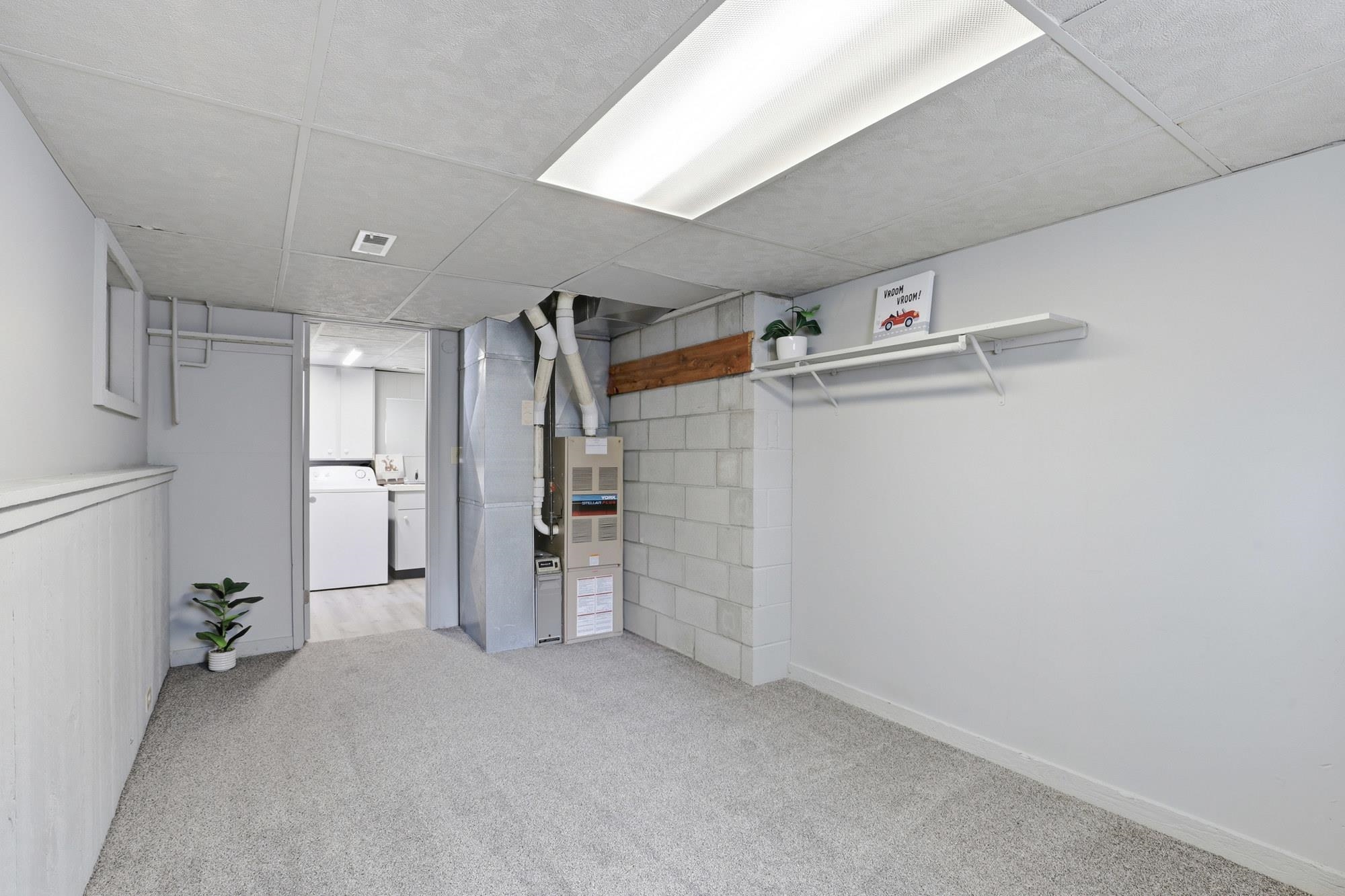 13709 E 30th Ave - Photo 27