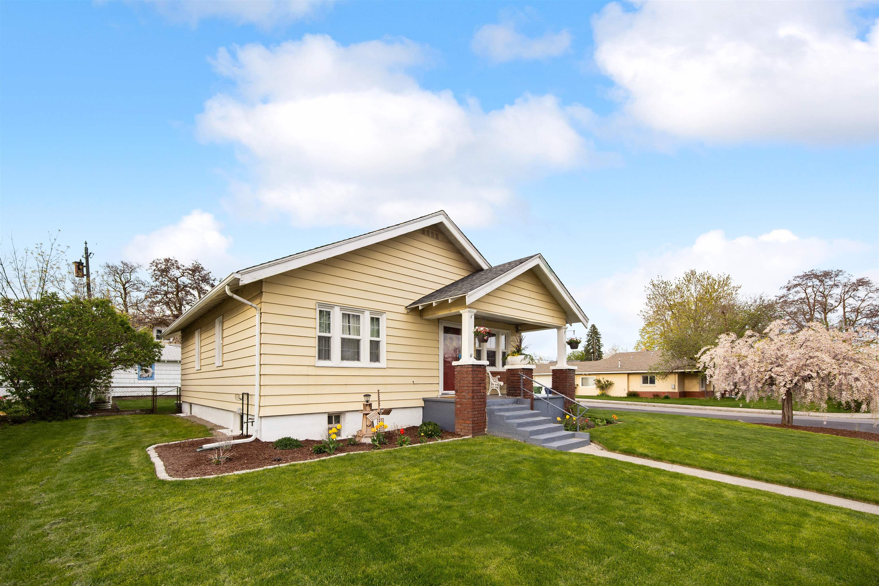 1127 E Gordon Ave - Photo 3