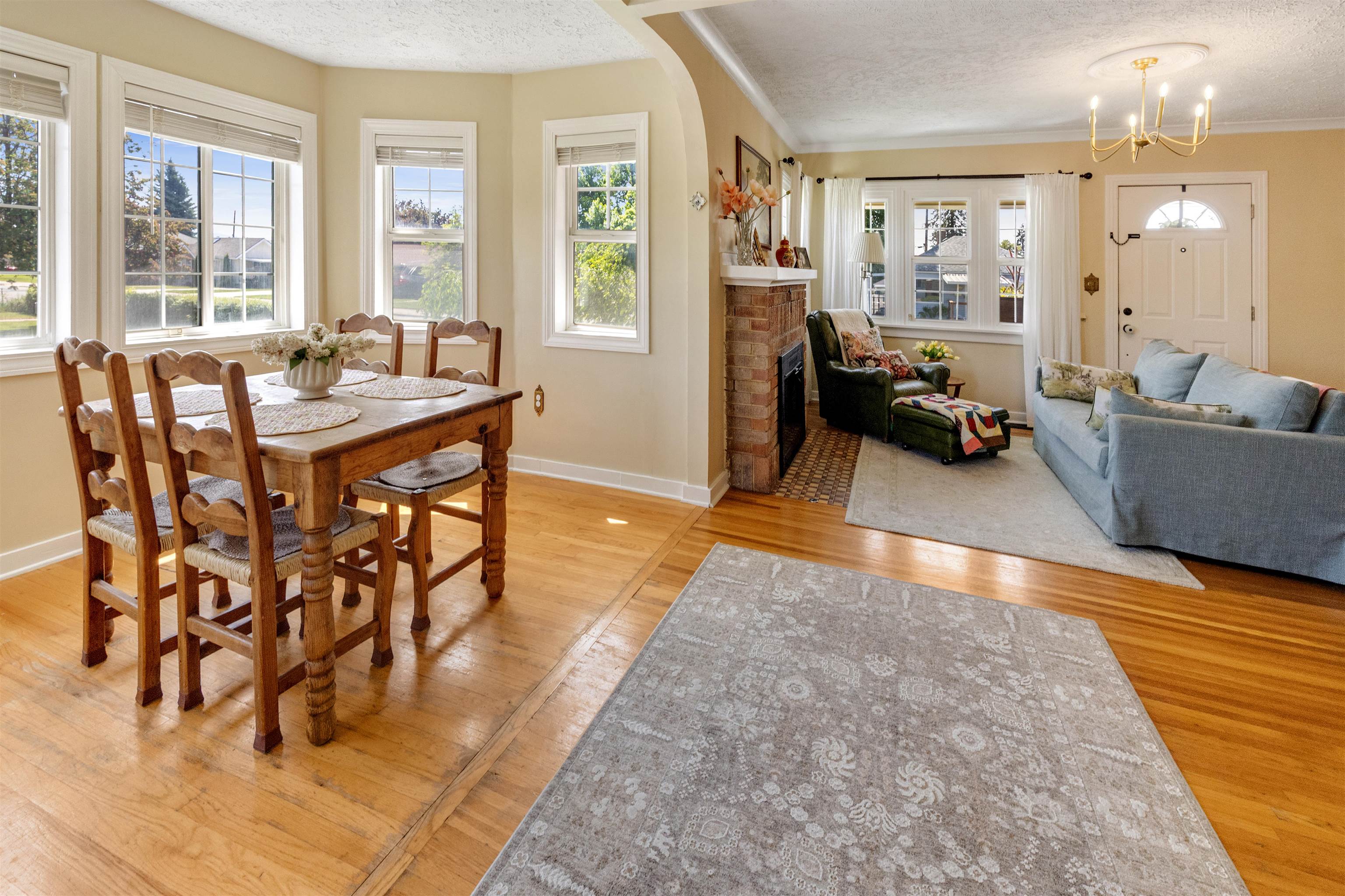 1127 E Gordon Ave - Photo 9