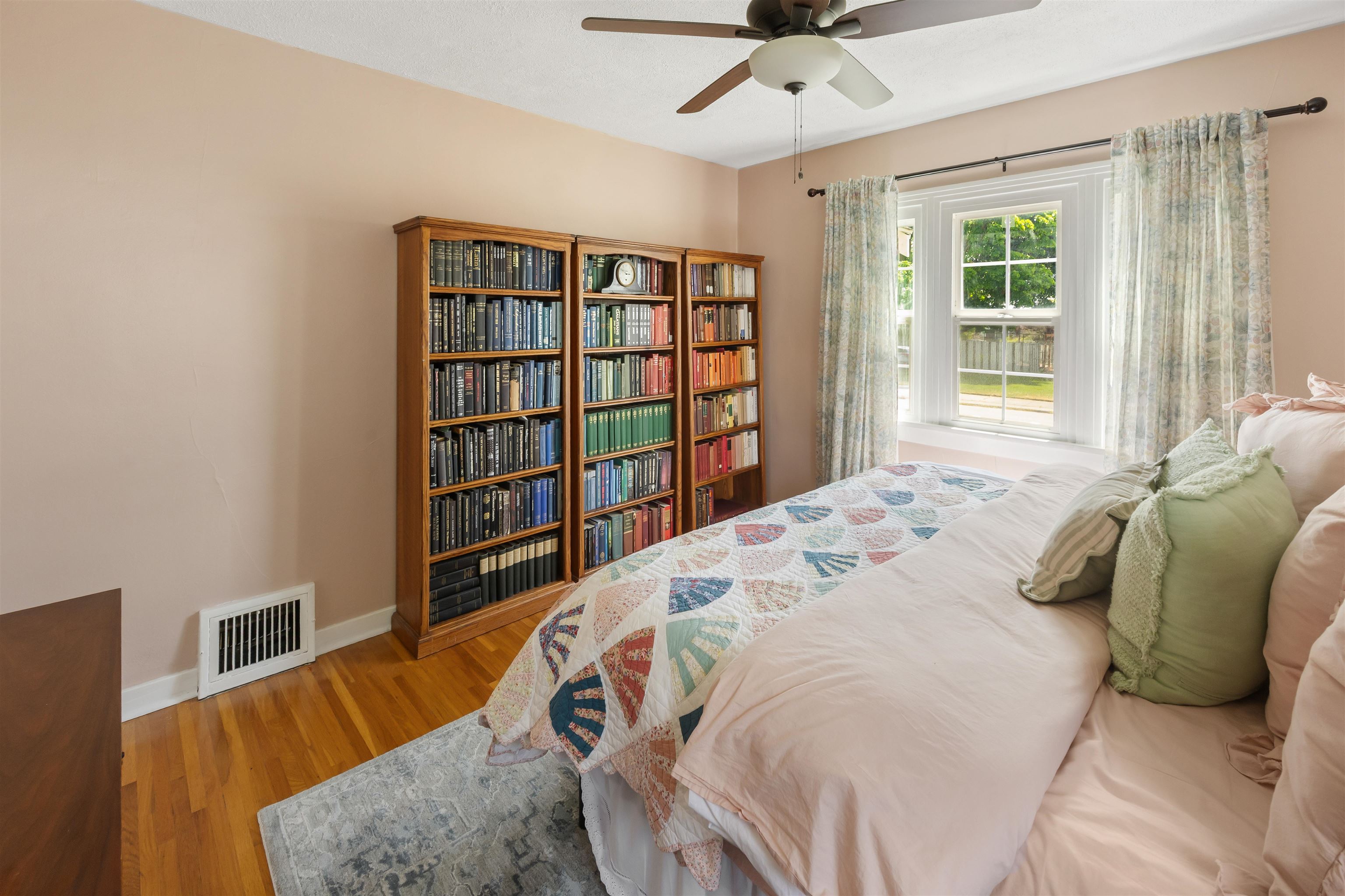1127 E Gordon Ave - Photo 14