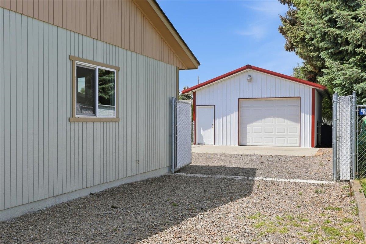 1715 N Herald Rd - Photo 38