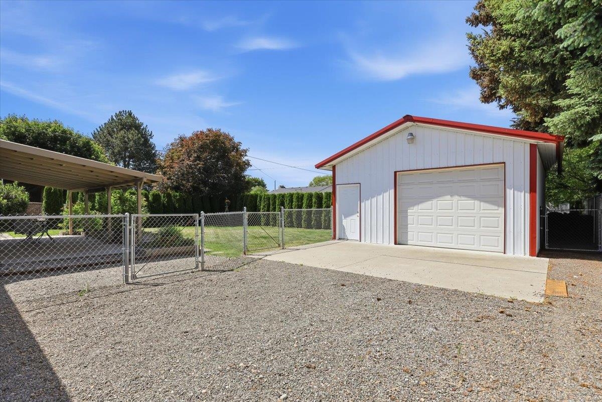 1715 N Herald Rd - Photo 40