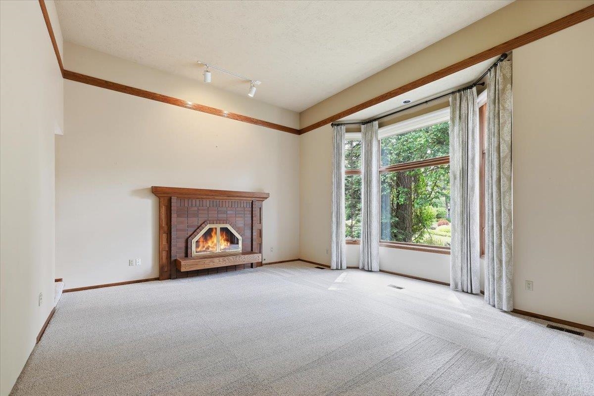 12006 N Hemlock St - Photo 8