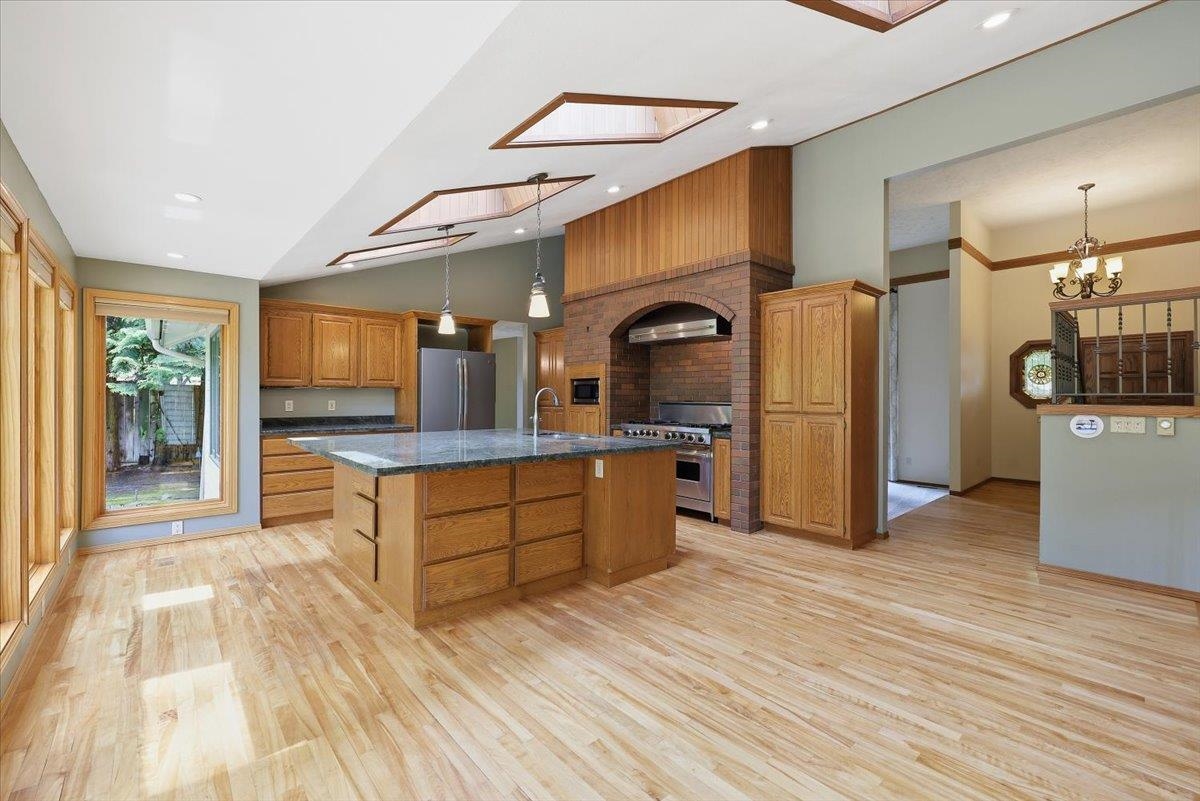 12006 N Hemlock St - Photo 16