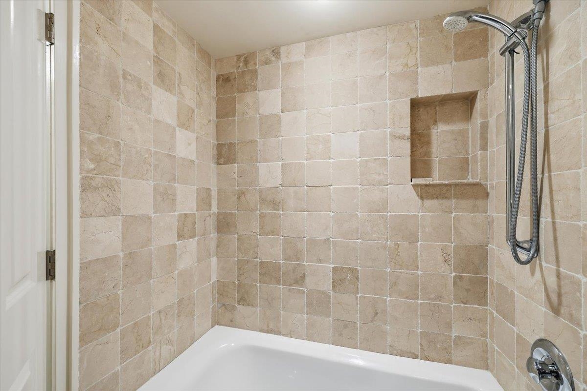 12006 N Hemlock St - Photo 37