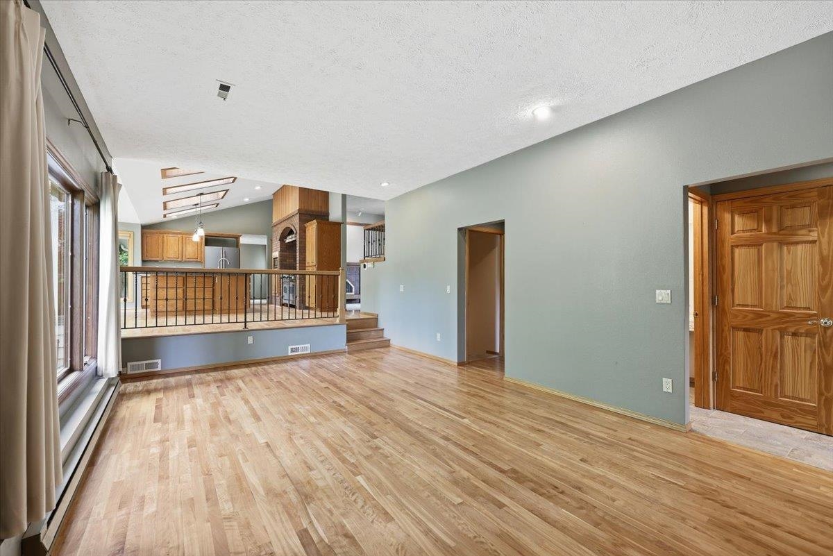 12006 N Hemlock St - Photo 17