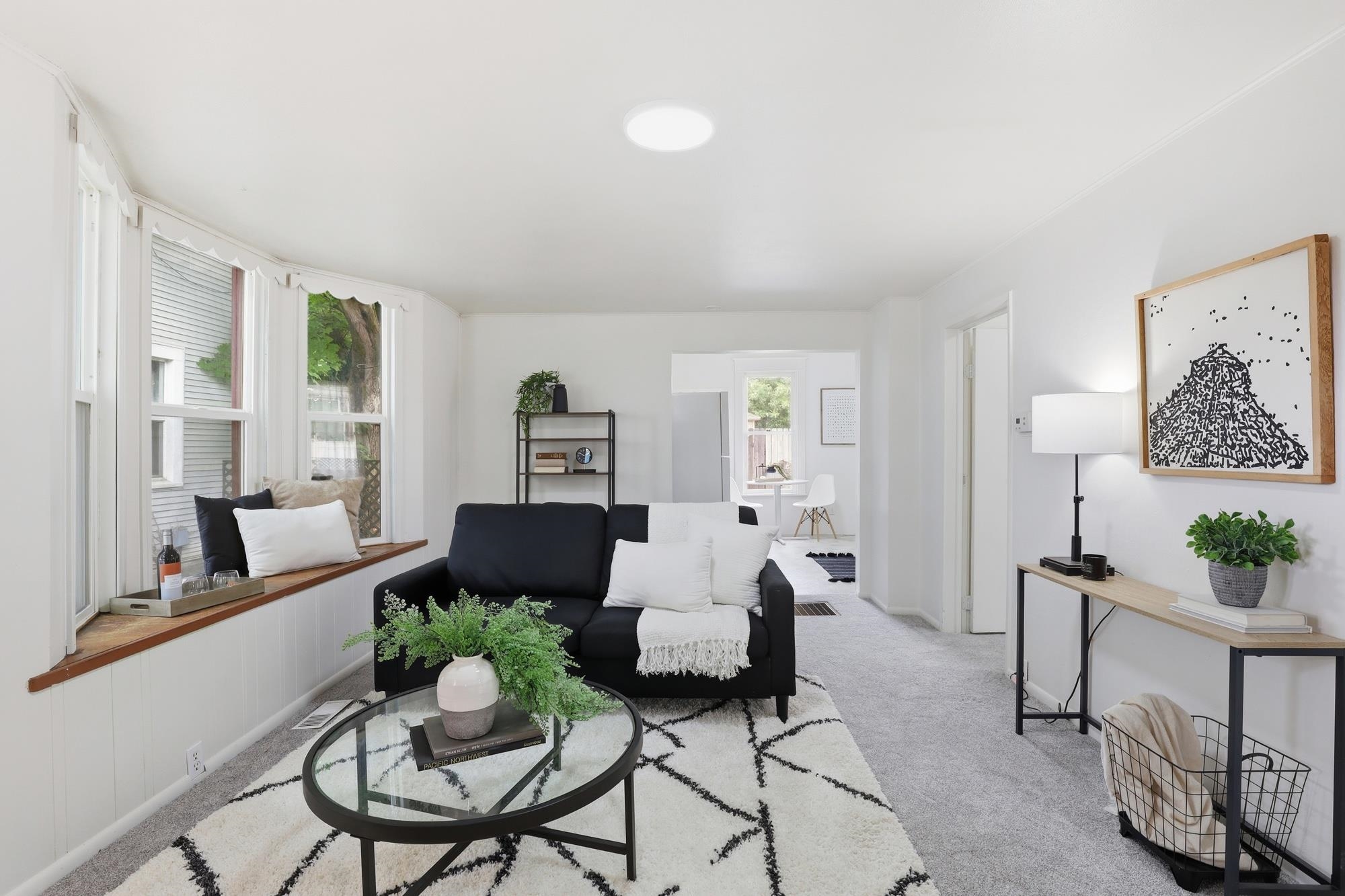 527 E Bridgeport Ave - Photo 4