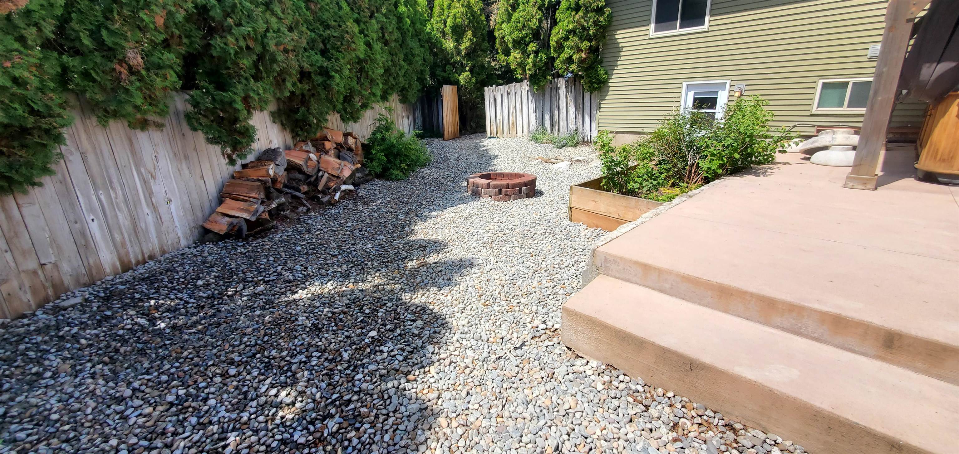 2317 S April Ct - Photo 46