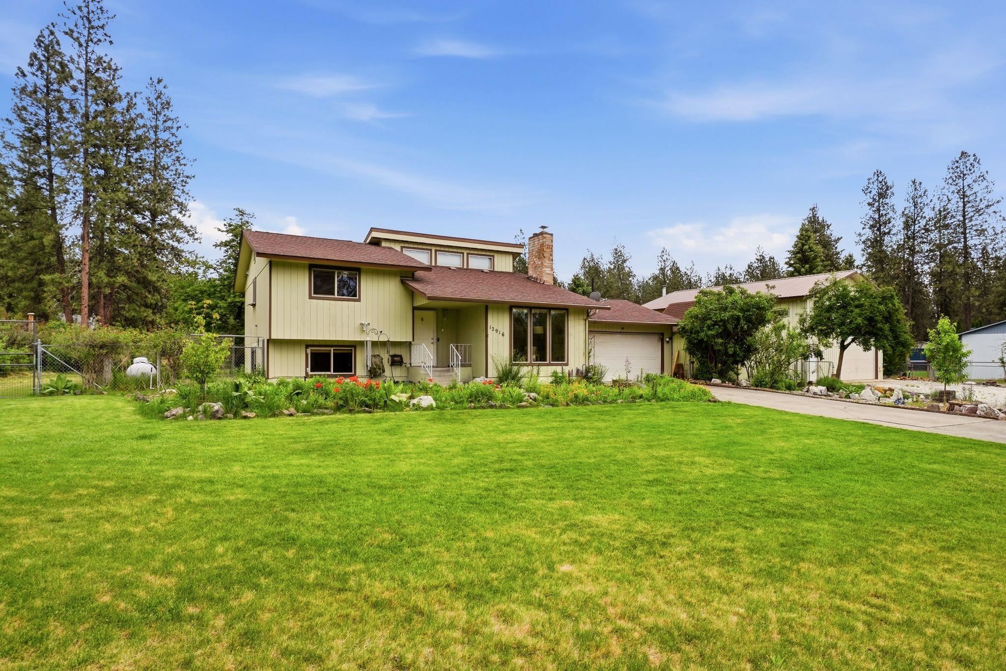 12916 W Sunnyvale Dr - Photo 2