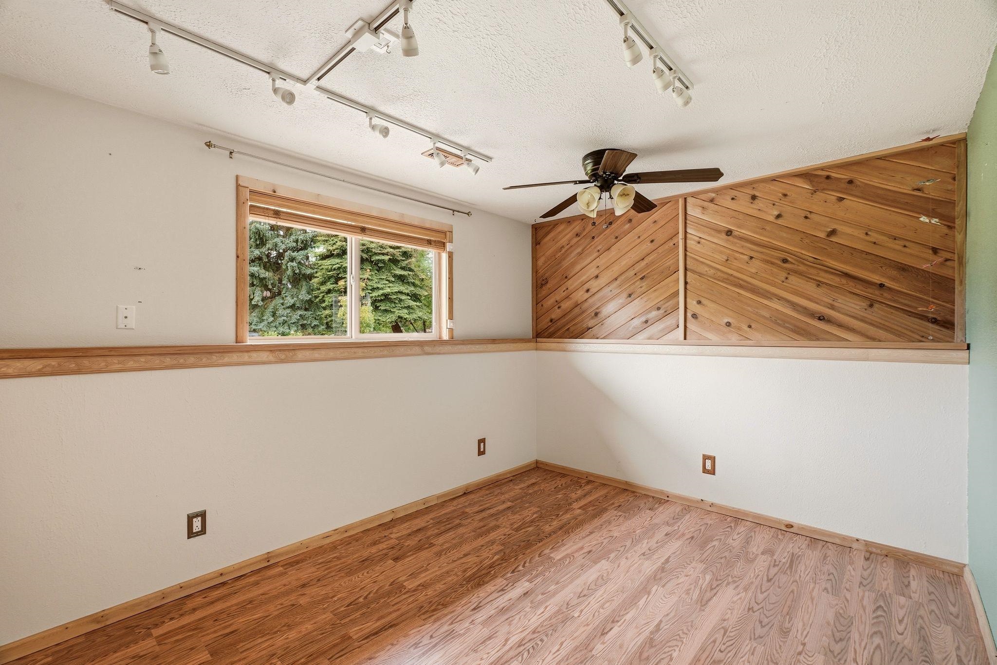12916 W Sunnyvale Dr - Photo 16