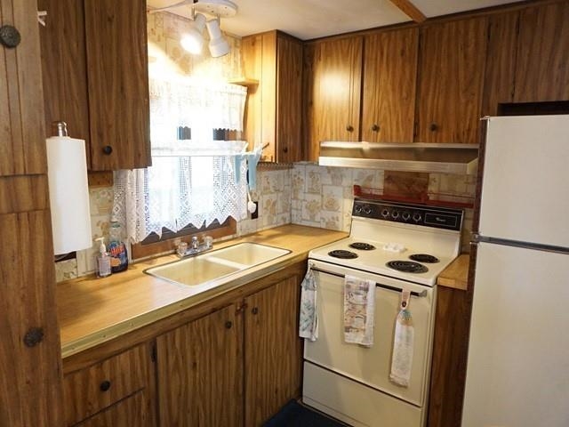4598 Terrace Rd - Photo 4