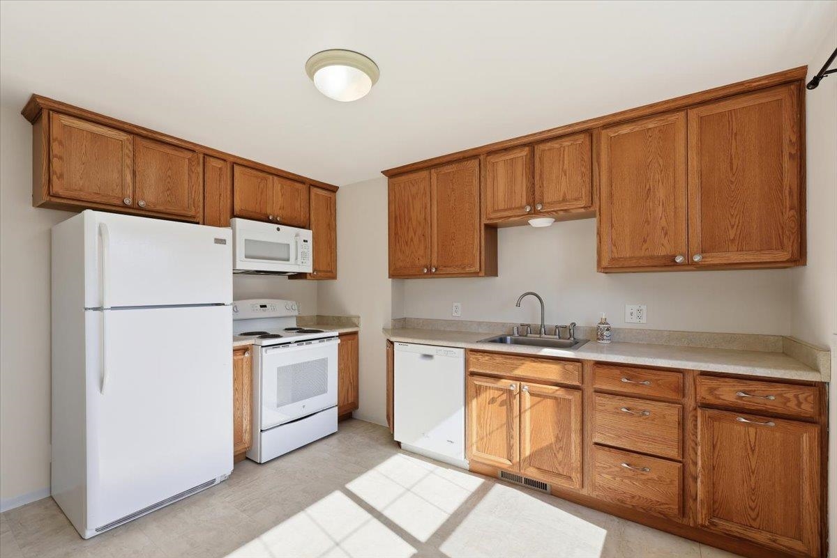 4728 N Cannon St - Photo 10