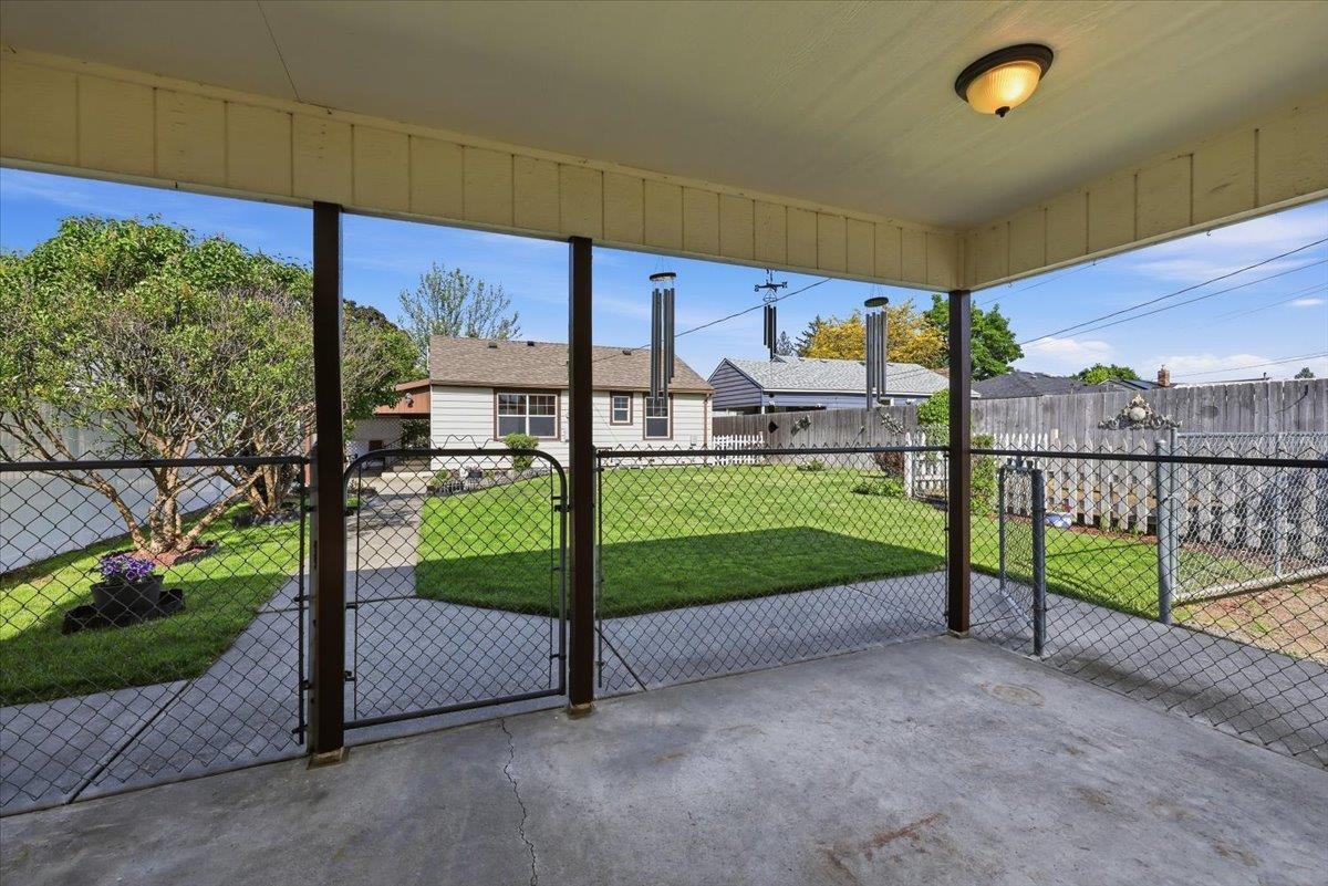 4728 N Cannon St - Photo 29