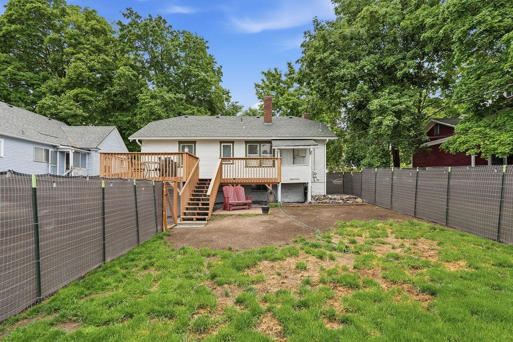 213 6th St - Photo 24