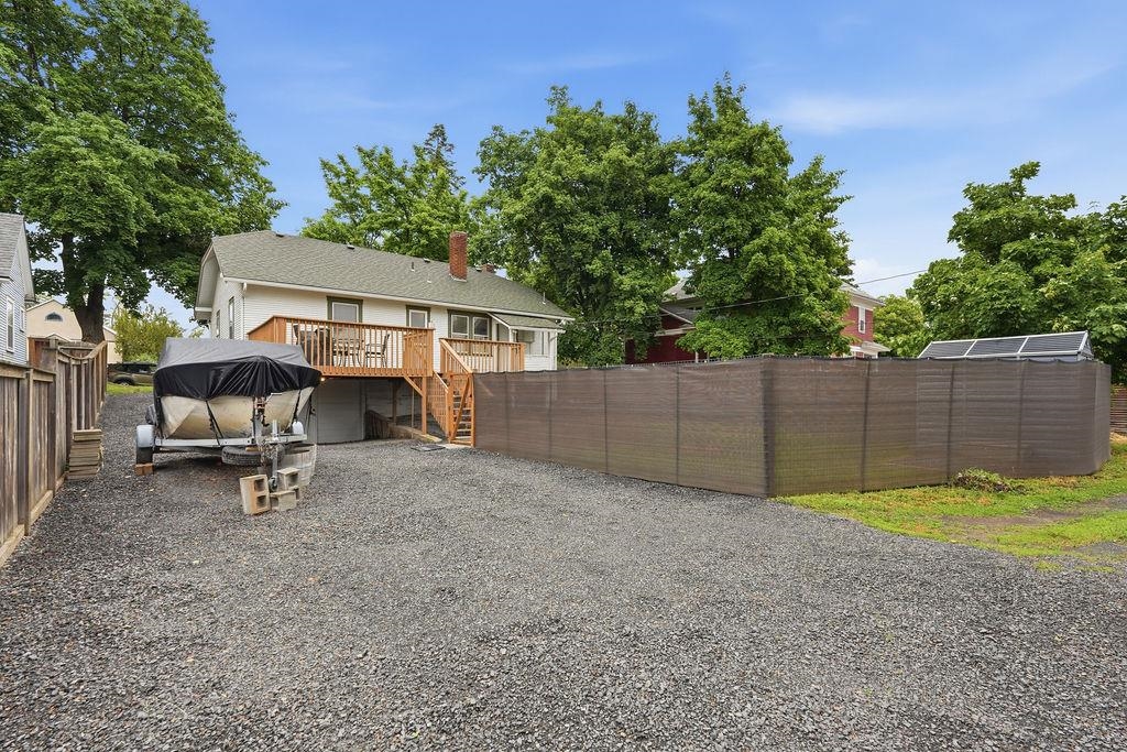 213 6th St - Photo 26