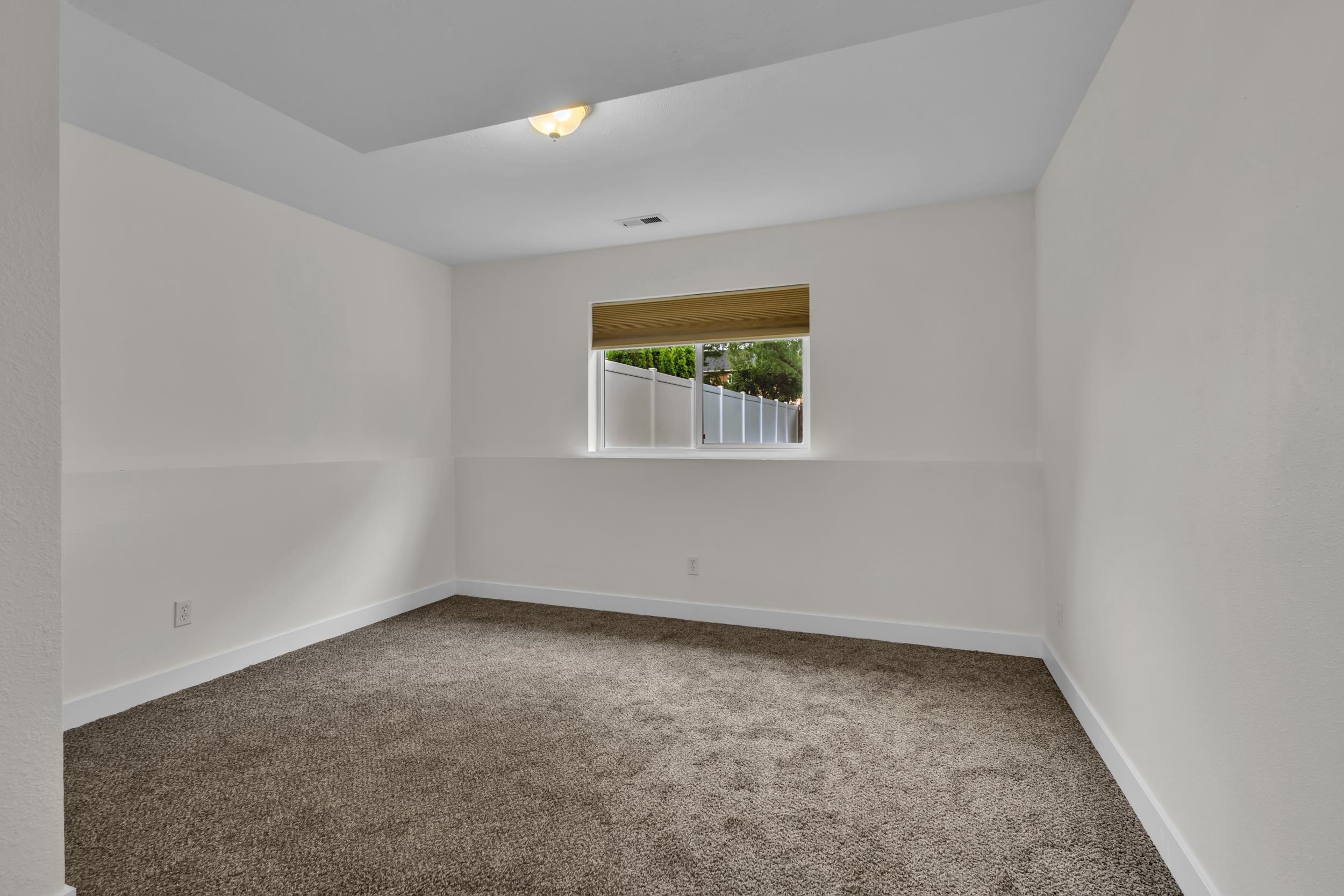 8716 N J Ct - Photo 18