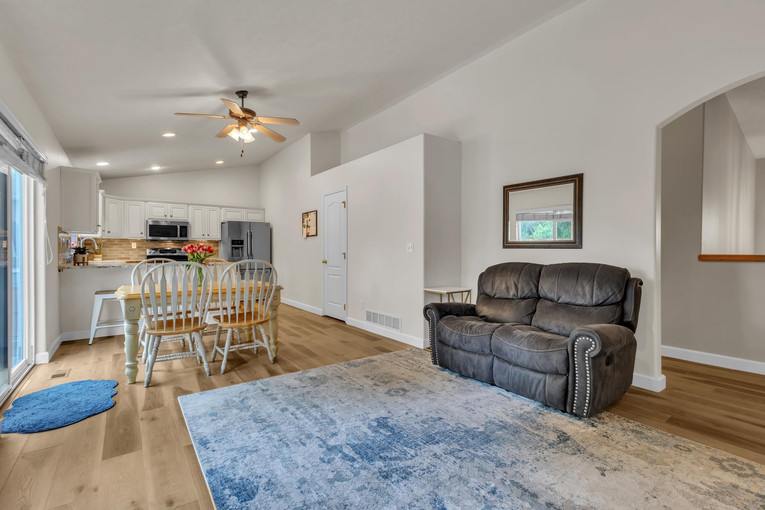 8716 N J Ct - Photo 6